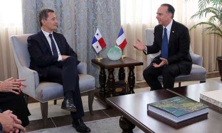 Ministro de presupuesto y cuentas públicas de Francia visita Panamá