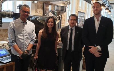 Visita de su S.E. Issamary Sanchez al taller de «Le Café Alain Ducasse»