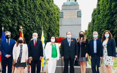 Participación de nuestra Embajada en el aniversario de la Independencia de Bolivia.