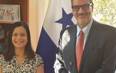 SE Issamary Sánchez recibió la visita de SE Mauricio Vargas, Embajador de Colombia en Francia.
