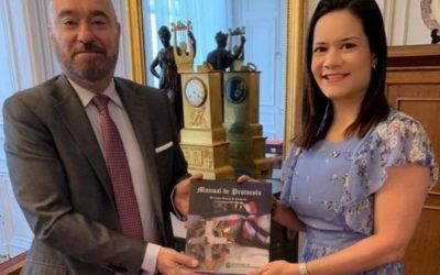 Reunión de SE Issamary Sánchez con Pierre-Christian Soccoja, Director adjunto de Protocolo de Estado de la Cancillería francesa.