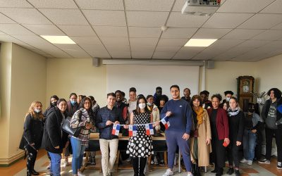 SE Issamary Sánchez  fue invitada por el Lycée Fernand et Nadia Léger, donde conversó  sobre Panamá: Su historia, cultura, comercio y turismo.